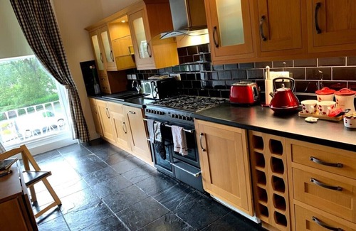 South Cliff House | Mansion House