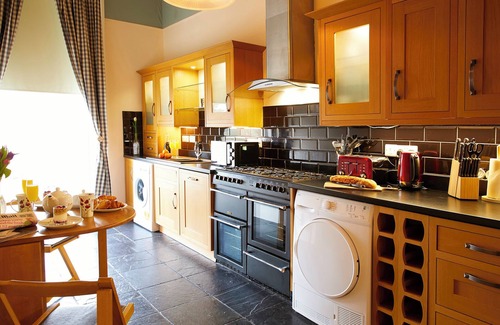 South Cliff House | Mansion House