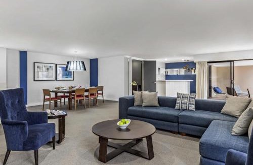 East Perth Apartment | Mantra on Hay Perth