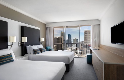 Surfers Paradise Hotel | Mantra on View Hotel