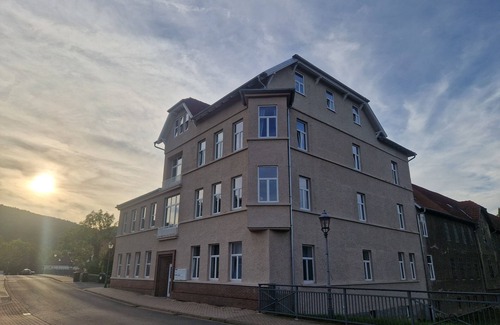 Bad Sooden-Allendorf Apartment | Manufaktur Schrotsche | 6 bedrooms | 14 p | 4 bathrooms | perfect for groups & families!