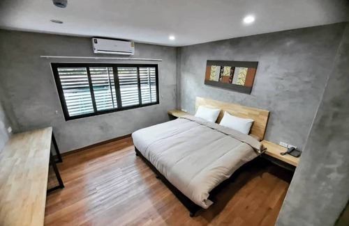 Chang Khlan Hotel | Mapeak Hotel
