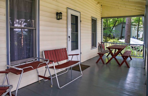 Hammondsport Cabin | Maple Hide A Way | on Keuka Lake