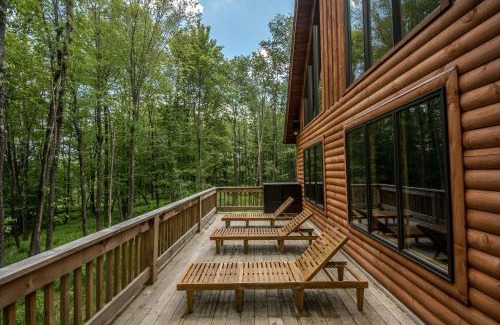McHenry House | Maple Manor