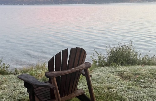 Beulah Cottage | Maple Nest Cottage-Carriage House- Crystal Lake