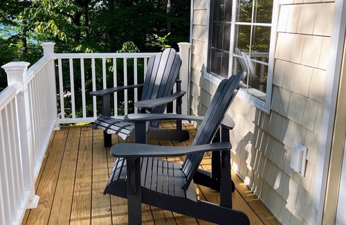 Beulah Cottage | Maple Nest Cottage-Carriage House- Crystal Lake