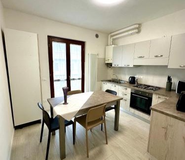 Domegliara Apartment | Marta House