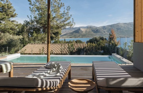 Pogonia Apartment | MARA 2 bed family accomodation with private pool