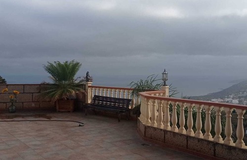 Santa Ursula Ski Chalet | Maravillosa Villa con viñedos a 5 min de puerto la Cruz