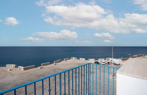 Polignano a Mare Apartment | Mare | Fronte Mare con Balcone – Vicino al Centro Storico