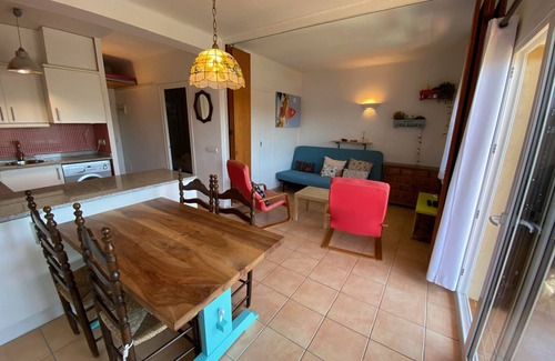 Mas Pinell Apartment | Mare Nostrum 543 - Close to the beach, Sea view