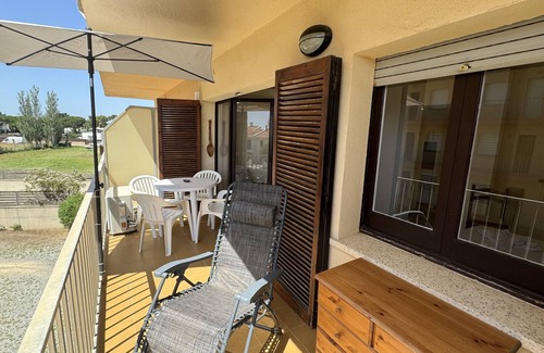 Mas Pinell Apartment | Mare Nostrum 323 - Renewed, aircon and close to the beach