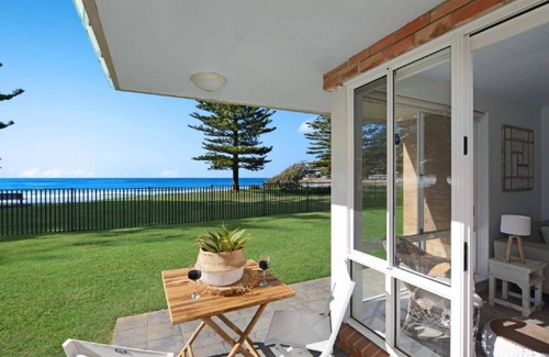 Avoca Beach Apartment | Marese 1 - Groundfloor Beachfront Unit