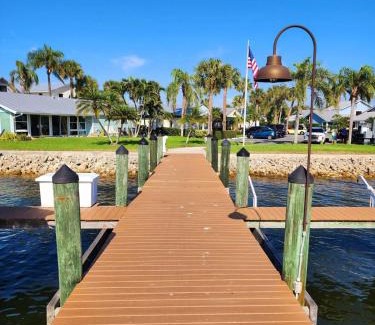 Jensen Beach House | Margarita-Ville on the water! Stunning Sunsets!