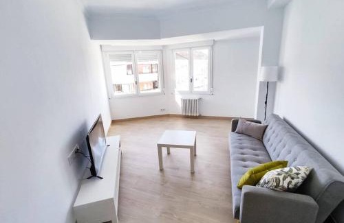 Ourense Apartment | Mariña Home