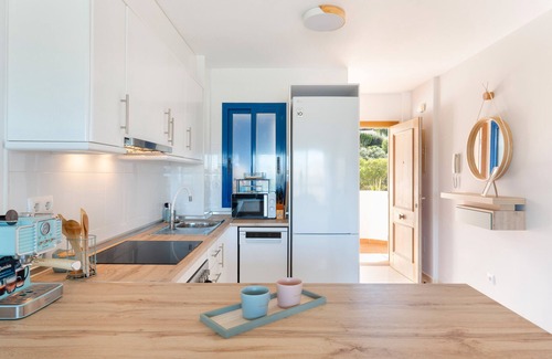 Puerto de Mazarron Apartment | Marina Horizon: Your Modern Seaside Retreat