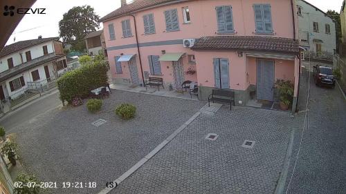 Cornale e Bastida House | Marinella Guest House
