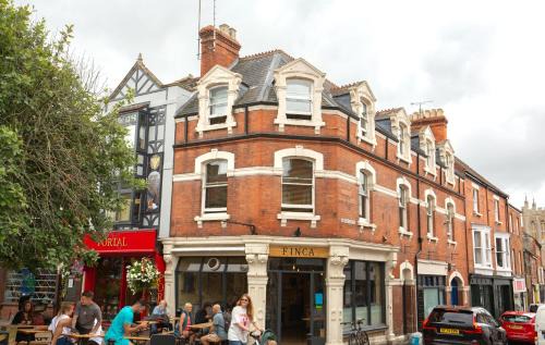 Glastonbury Apartment | Marketplace Glastonbury