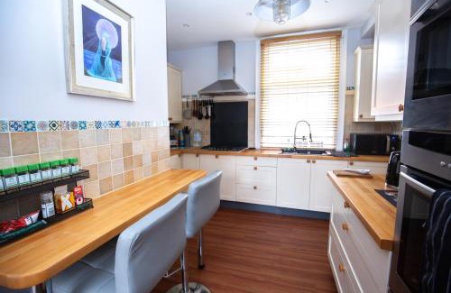 Glastonbury Apartment | Marketplace Glastonbury
