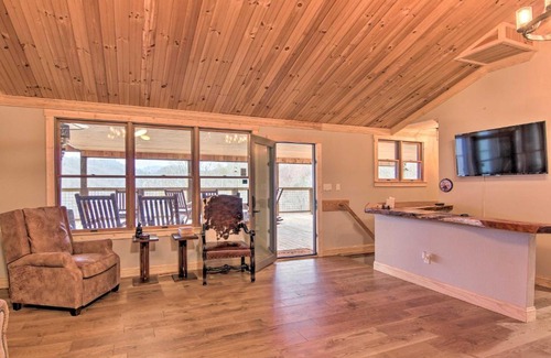 Marshall House | Marshall Home with Mountain View, 5 Mi to Downtown!