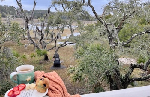Edisto Island House | Marshfront Villa In The Trees - Near Beach & Bayn