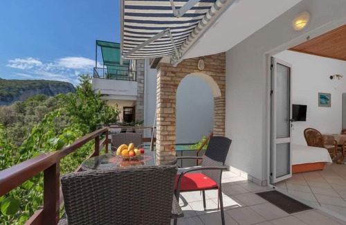Pokrivenik Apartment | Martina by Interhome