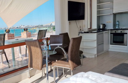 Sunny Beach Hotel | Marty's Beachfront Apartments