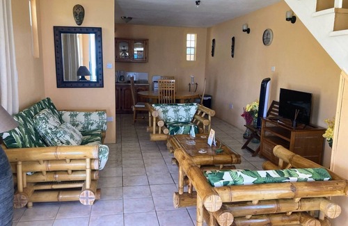 Friendship Bay Apartment | Marvelous 2-bedroom apartment with AC