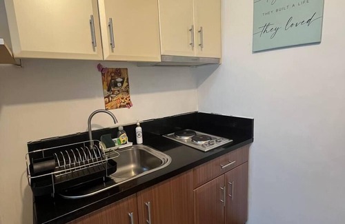 Pasay Condo | Marvinn's by LVH - 150 Newport Boulevard