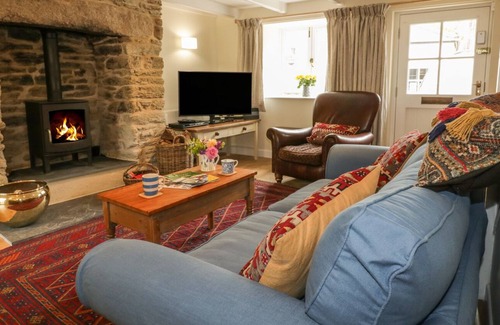 Mylor Bridge Cottage | MARY'S HOUSE, pet friendly, luxury holiday cottage in Mylor Bridge