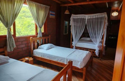 Manglaralto House | Marybutch