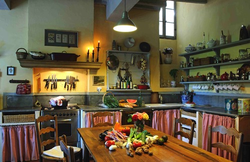 Aubignan Other | Mas Provencal, quiet and very spacious with private pool and large garden.,
