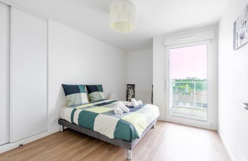 Quartier Atlantis Apartment | Massy Revy 10 min RER and TGV Idéal Paris and Orly