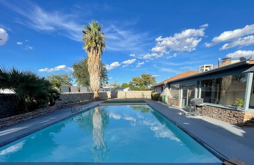 Biggs Field House | Master suite with pool