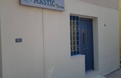 Chios Apartment | Mastic Point Studios