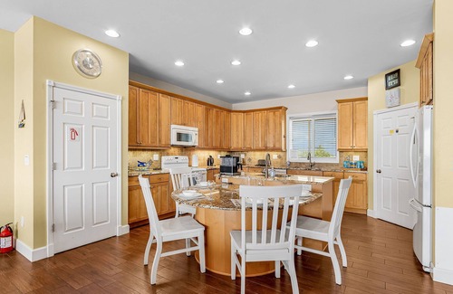 Matlacha House | Matlacha/Cape Coral - Kokopelli House - a three-story Key West style residence