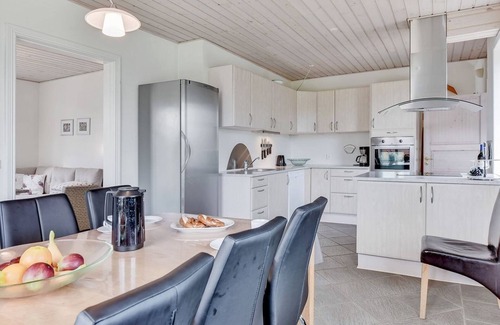 Nørre Lyngvig House | "Matthias" - 400m to the fjord by Interhome