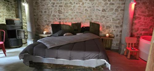 La Celle-sous-Gouzon House | mauho breulè