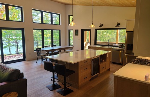 Madawaska Valley Cottage | Maverick Pines Lakehouse
