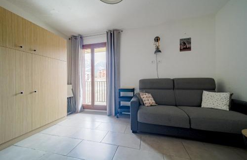 Les Angles Apartment | Max