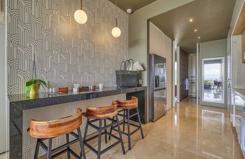 Alta Vista Apartment | Maxwell Collection Romantic Zone