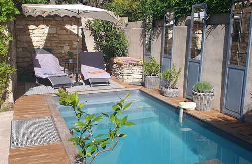 Aubussargues House | MAZET BETWEEN VINEYARDS, OLIVE GROVES AND HILLS