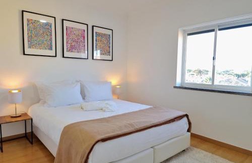 Cascais House | Mbird Rosario Family House