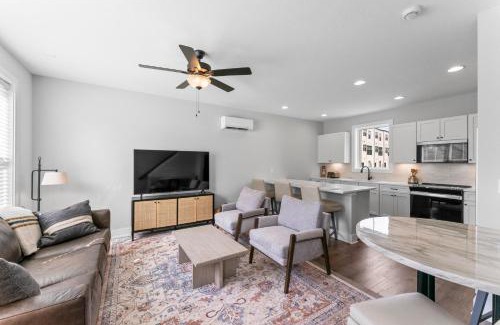 Knoxville House | McCormick Retreat