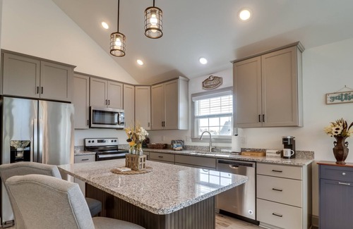 McGaheysville House | McGaheysville Townhome w/ Mountain Views!