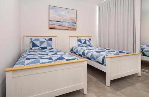 Dunsborough House | Meadows
