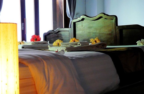 Krong Kaeb Hotel | Mealea Resort