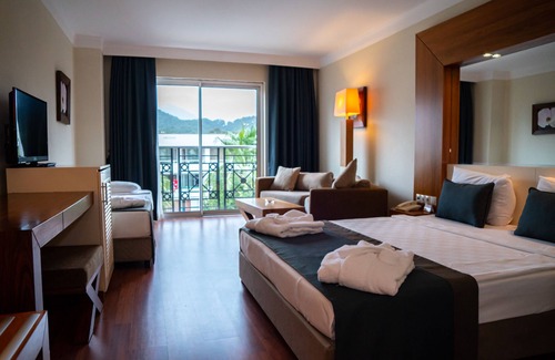 Kemer Hotel | Meder Resort Hotel