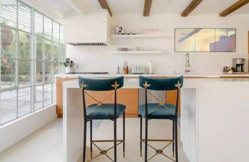 The Movie Colony Villa | Mediterranean Villa - Steps from DT Palm Springs!