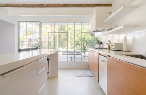 The Movie Colony Villa | Mediterranean Villa - Steps from DT Palm Springs!
